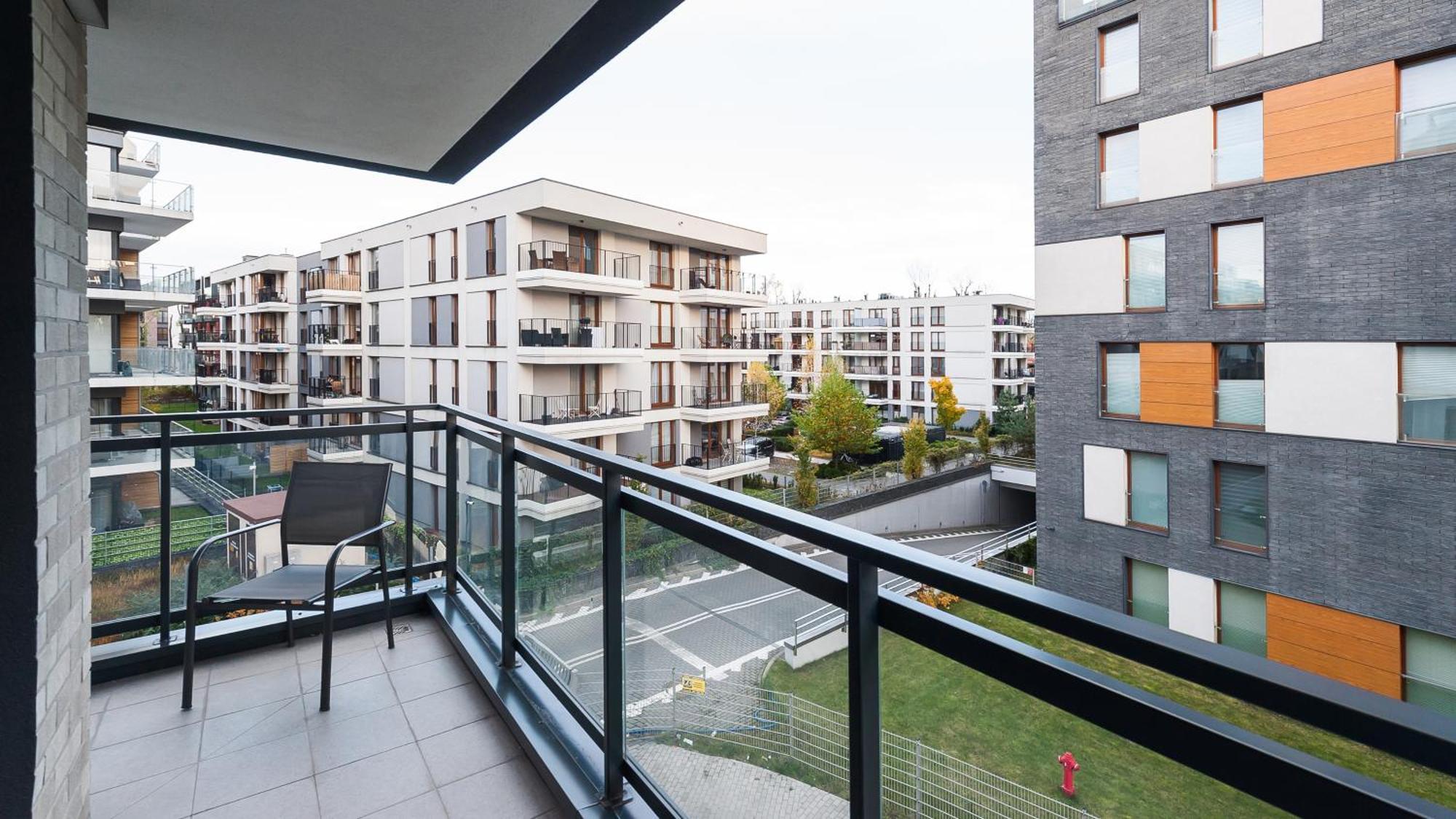 Premium In Novum City Center Near The Train Station By Sun & Snow Красков Екстериор снимка
