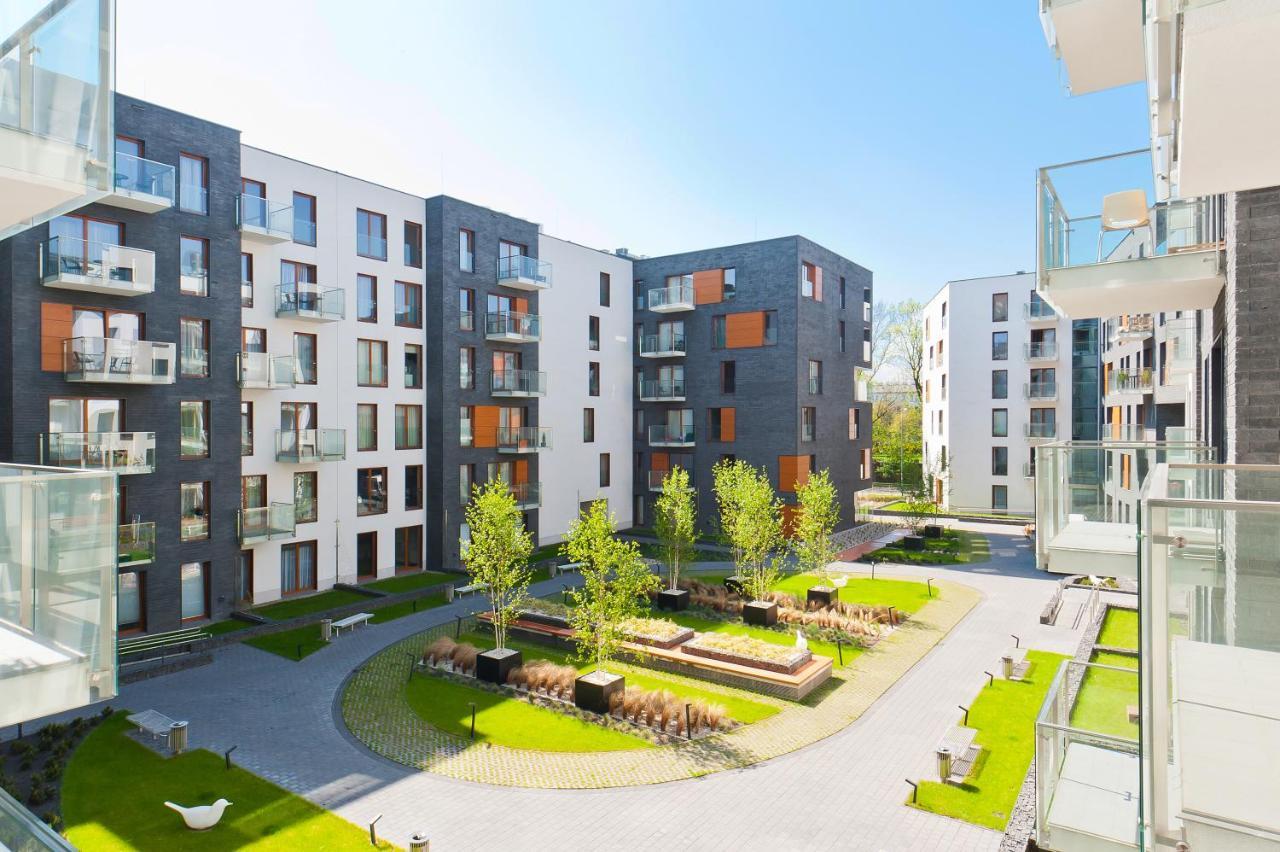 Premium In Novum City Center Near The Train Station By Sun & Snow Красков Екстериор снимка