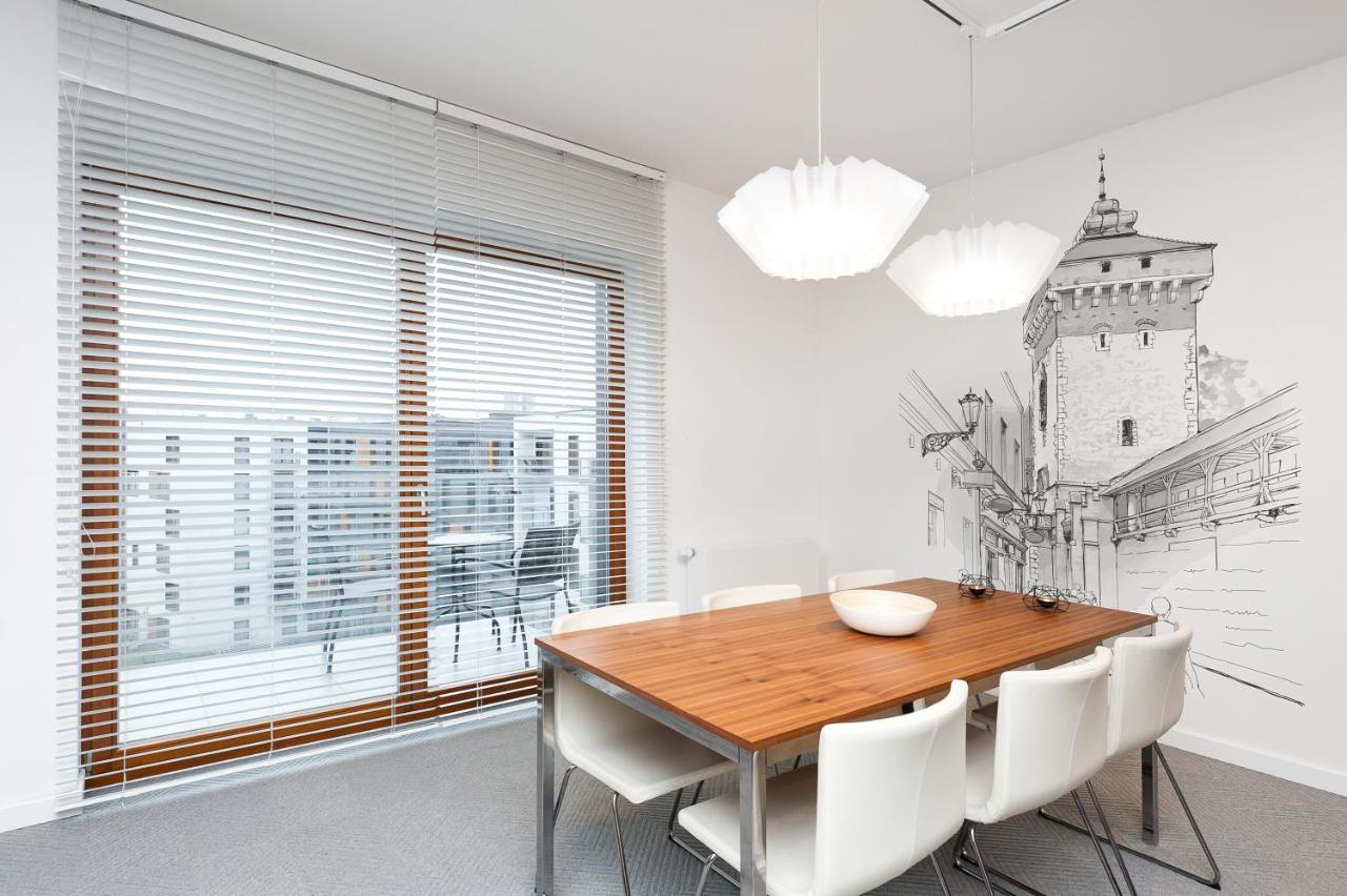 Premium In Novum City Center Near The Train Station By Sun & Snow Красков Екстериор снимка