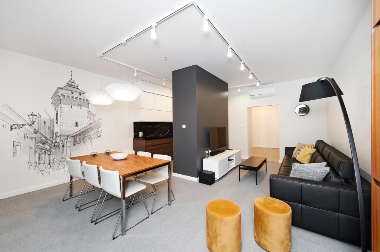 Premium In Novum City Center Near The Train Station By Sun & Snow Красков Екстериор снимка